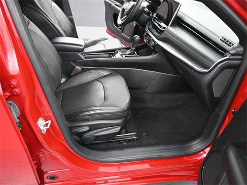 Used 2023 Jeep Compass Limited image 12