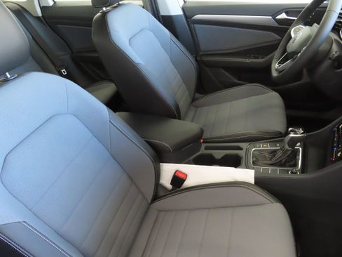 New 2026 Volkswagen Jetta SE image 27