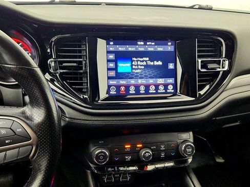Used 2021 Dodge Durango SXT AWD/4WD image 17