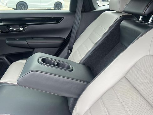 Certified 2025 Honda CR-V Sport Touring image 30