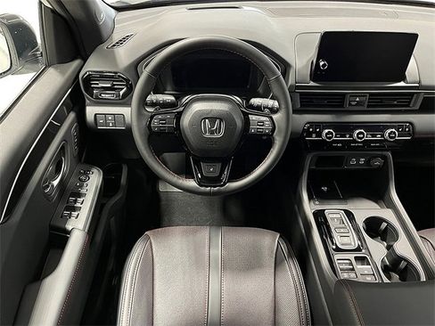 New 2025 Honda Pilot Black Edition image 13