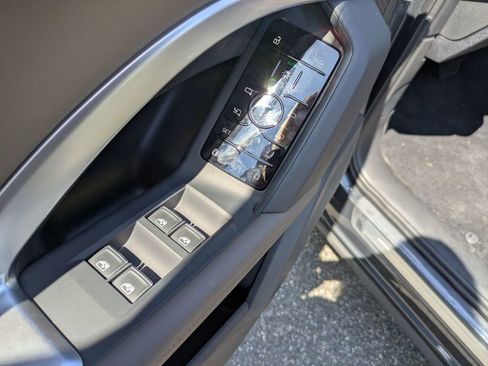 New 2025 Audi Q5 Premium w/ Convenience Package AWD/4WD image 13