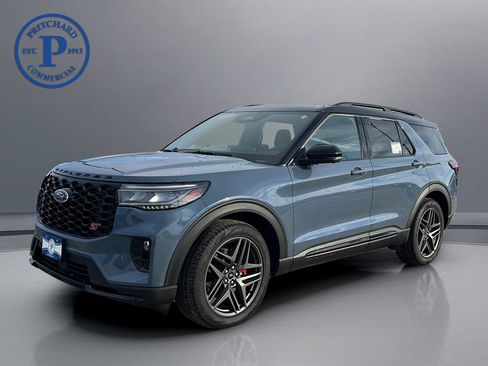 Used 2025 Ford Explorer ST AWD/4WD image 3