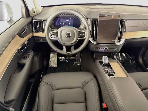 New 2026 Volvo XC90 B6 Plus w/ Protection Package AWD/4WD image 24