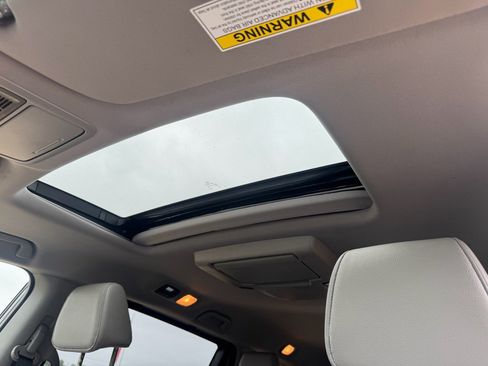 Certified 2021 Honda Odyssey Touring image 21