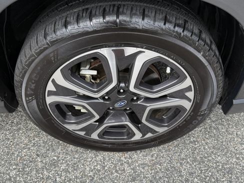 Used 2023 Subaru Ascent Limited AWD/4WD image 10