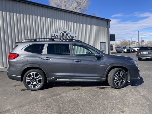 Used 2023 Subaru Ascent Touring image 7
