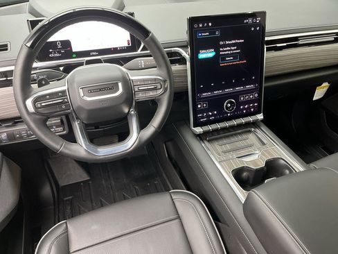 Used 2026 GMC Sierra EV Denali AWD/4WD image 14