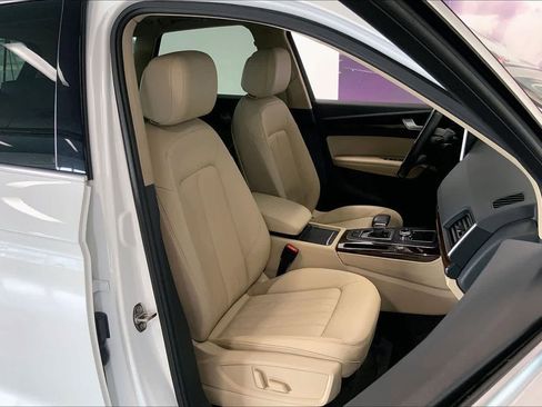 Used 2020 Audi Q5 2.0T Premium Plus image 12