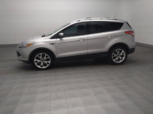Used 2016 Ford Escape Titanium w/ Equipment Group 301A FWD image 2