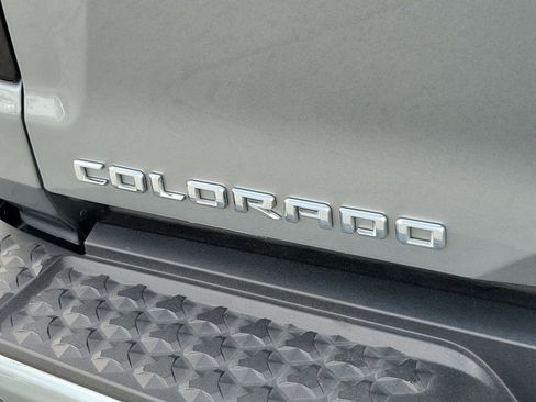 Used 2023 Chevrolet Colorado LT w/ LT Convenience Package image 7
