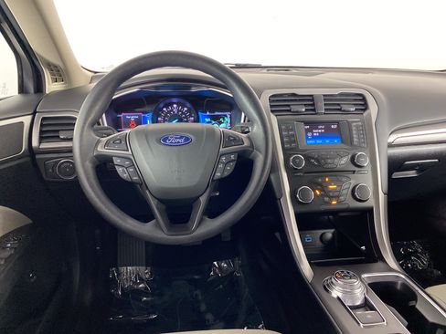 Used 2018 Ford Fusion S FWD image 44