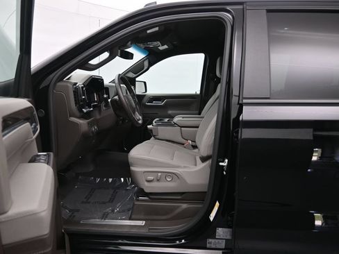 Used 2026 Chevrolet Silverado 1500 RST AWD/4WD image 21