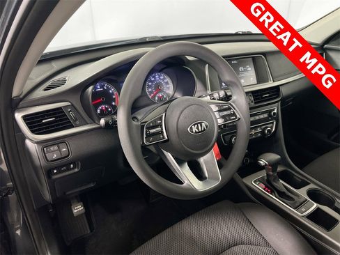 Certified 2020 Kia Optima LX image 10
