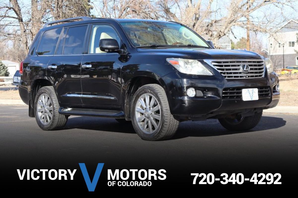 Used 2011 Lexus LX 570 4WD w/ Luxury Pkg image 1