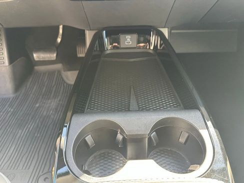 Used 2023 Ford Mustang Mach-E Premium image 22