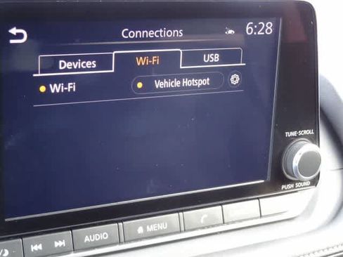 Used 2025 Nissan Rogue SV AWD/4WD image 27