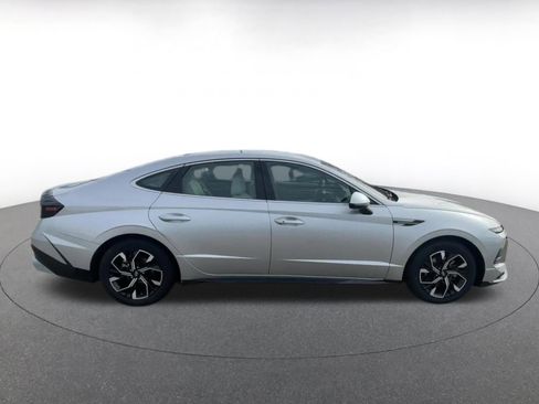 Used 2025 Hyundai Sonata SEL image 16