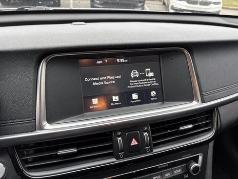 Used 2018 Kia Optima EX image 19