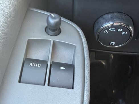 Used 2024 Chevrolet Express 2500 w/ Driver Convenience Package image 14