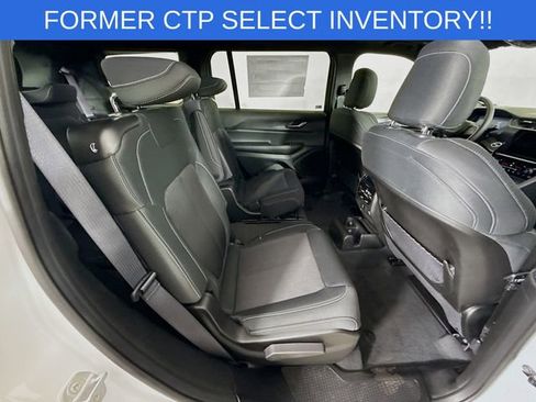 New 2025 Jeep Grand Cherokee L Laredo w/ Luxury Tech Group I image 28