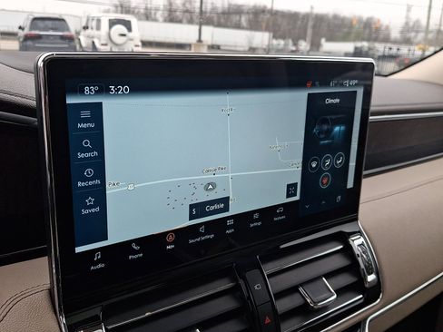 Used 2022 Lincoln Navigator L Reserve image 16