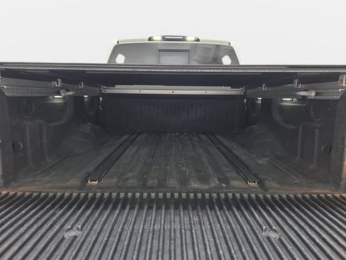 Used 2017 Nissan Titan Platinum Reserve AWD/4WD image 33
