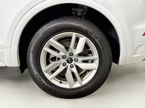 Used 2023 Audi Q5 2.0T Premium w/ Convenience Package AWD/4WD image 26