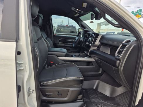 Used 2024 RAM 3500 Laramie w/ Night Edition AWD/4WD image 13