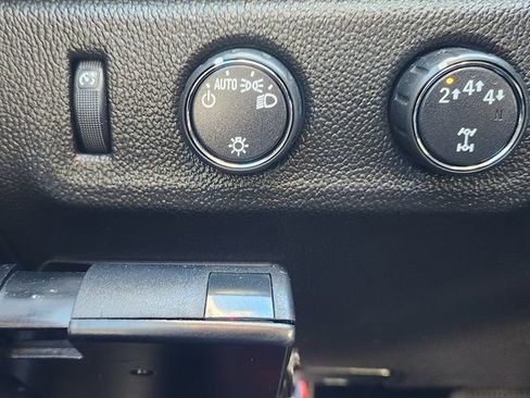 Used 2018 Chevrolet Colorado W/T w/ WT Convenience Package image 22