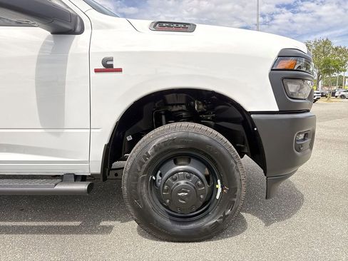 Used 2026 RAM 3500 Tradesman AWD/4WD image 10