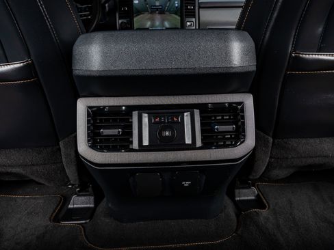 Used 2024 Ford F450 Platinum w/ FX4 Off-Road Package image 32