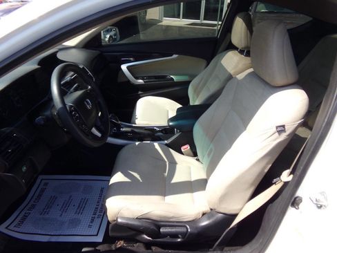 Used 2013 Honda Accord EX image 9