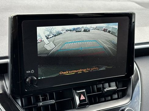 Used 2024 Toyota Corolla Cross LE w/ Moonroof Package image 20