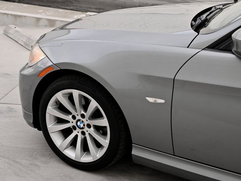 Used 2011 BMW 328i Sedan image 25