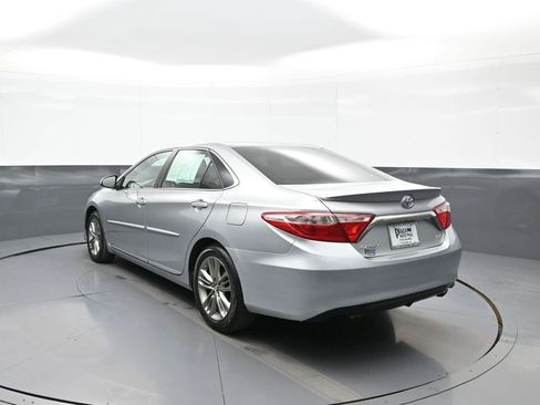 Used 2017 Toyota Camry SE w/ Protection Package (Q2) FWD image 8