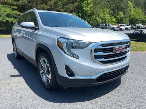 Used 2019 GMC Terrain SLT FWD image 3