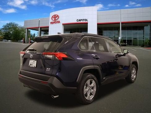 Certified 2025 Toyota RAV4 XLE w/ Convenience Package AWD/4WD image 4