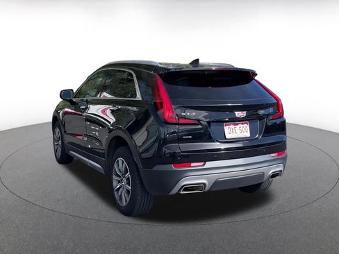 Used 2023 Cadillac XT4 Premium Luxury w/ Cold Weather Package image 11