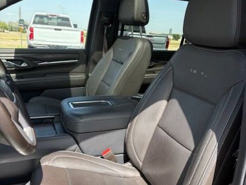 Used 2023 GMC Yukon XL Denali w/ Max Trailering Package RWD image 9