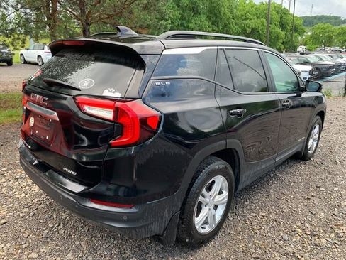 Used 2022 GMC Terrain SLE w/ Driver Convenience Package AWD/4WD image 2
