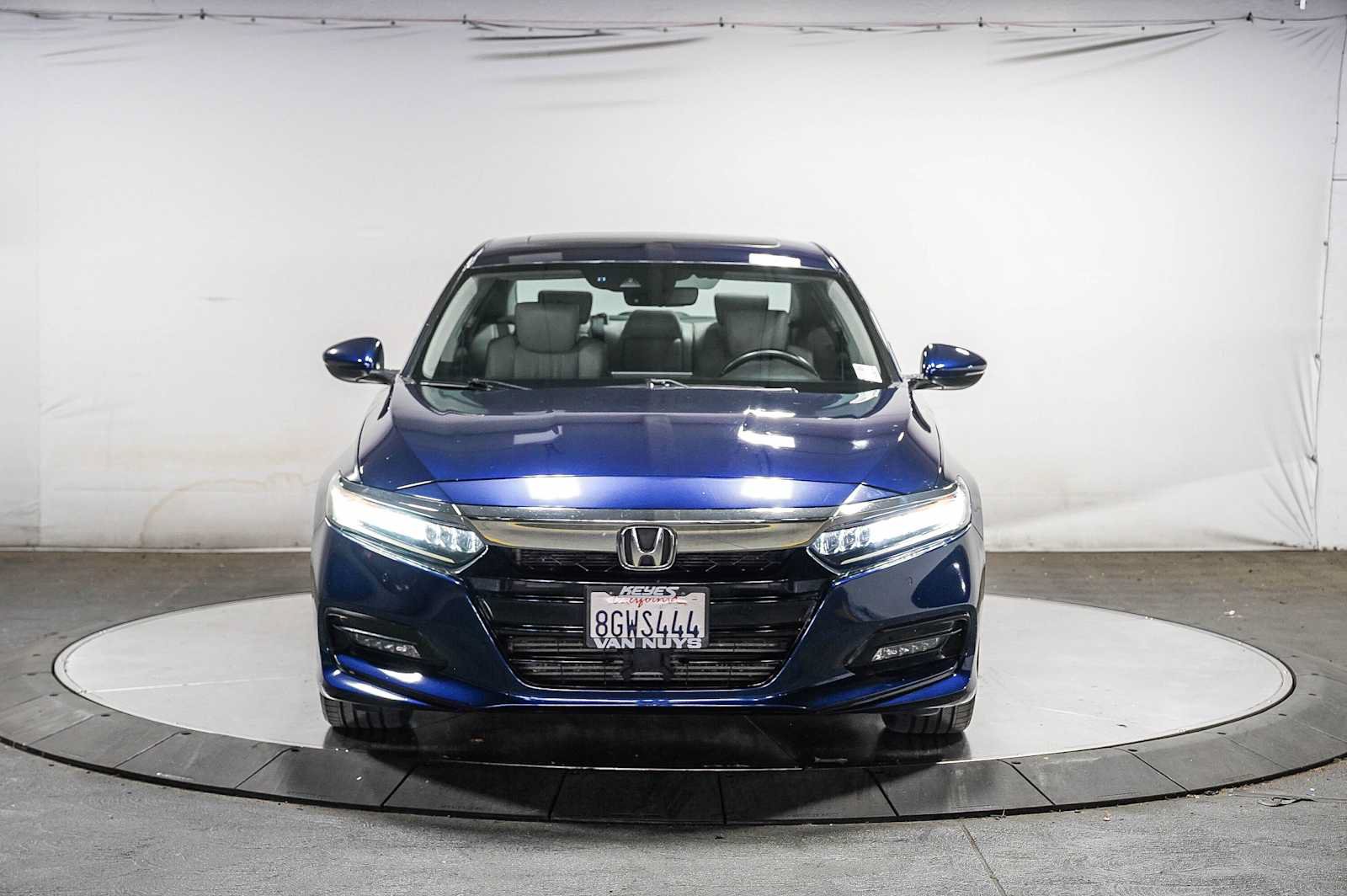 Used 2018 Honda Accord Touring image 6