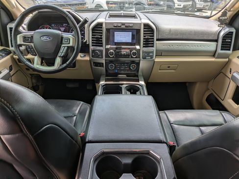 Used 2021 Ford F250 Lariat w/ Lariat Ultimate Package AWD/4WD image 14