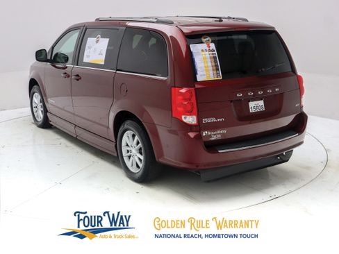 Used 2020 Dodge Grand Caravan SXT FWD image 7