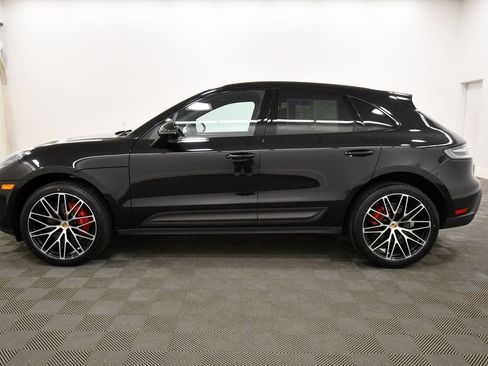 Used 2023 Porsche Macan S AWD/4WD image 4