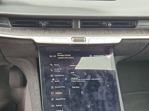 Used 2024 Lucid Air Touring image 19