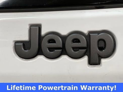 New 2026 Jeep Compass Limited image 11