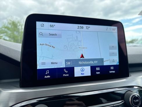 Used 2022 Ford Escape Titanium w/ Class II Trailer Tow Package image 15