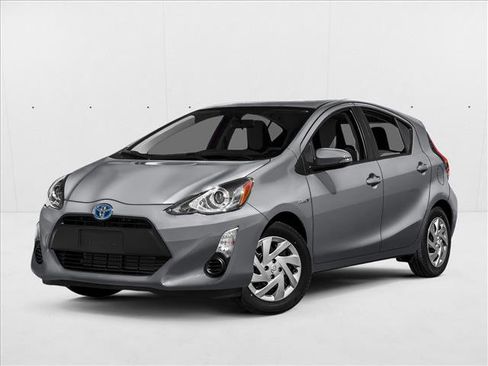 Used 2015 Toyota Prius C Three image 1