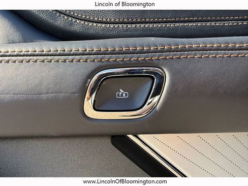 New 2025 Lincoln Aviator Black Label image 41